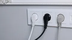 Cel mai mare consumator de energie din bucătărie: aparatul care consumă cât zeci de frigidere la un loc